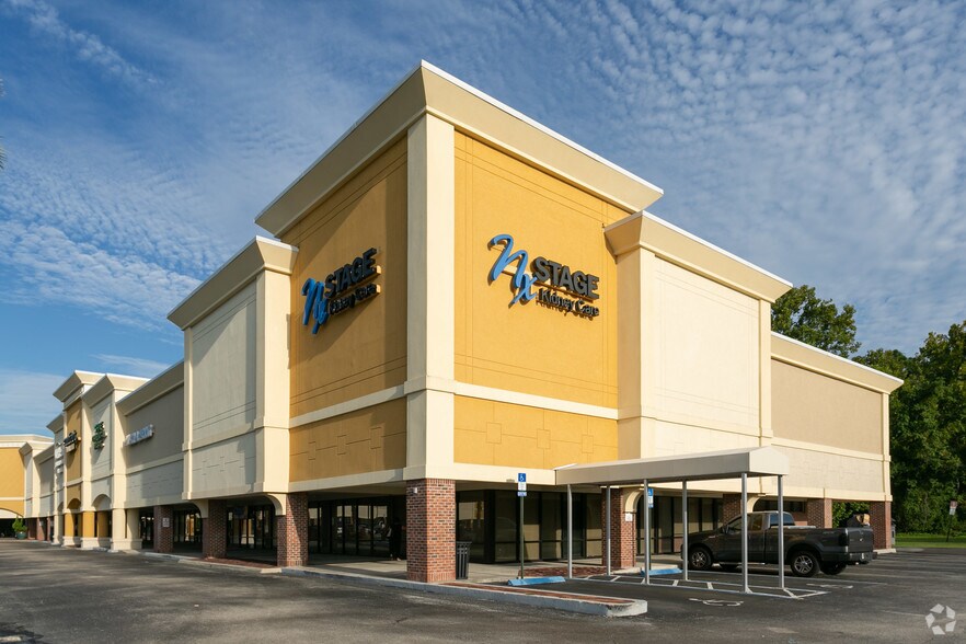 More Photos Of 2777 University Blvd W, Jacksonville Storefront For Lease