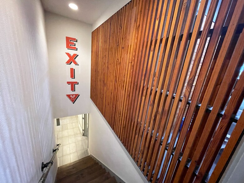 More Photos Of 3700 Thompson St, Austin Loft Creative Space For Lease