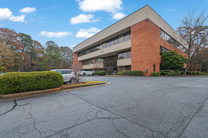 More Photos Of 3469 Lawrenceville Hwy, Tucker Office For Lease