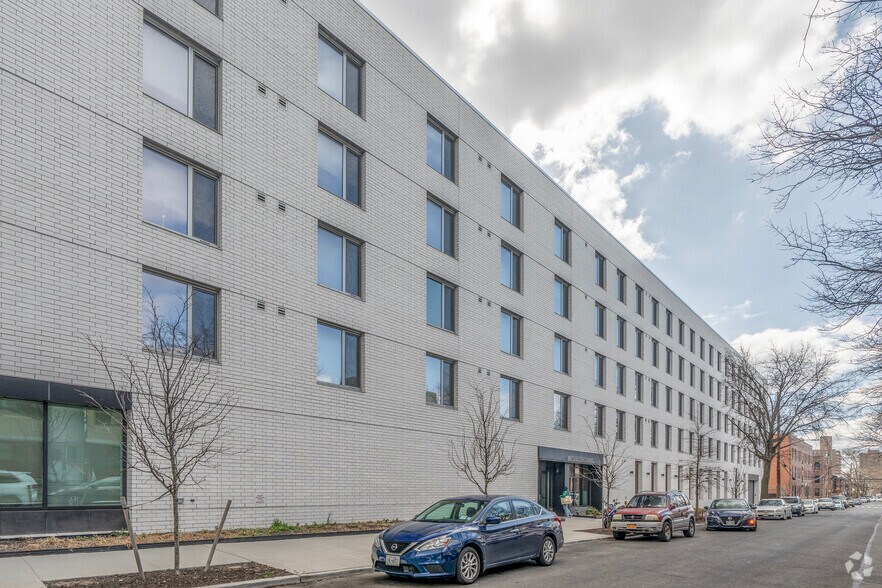 More Photos Of 353-376 Chester St, Brooklyn Apartments For Lease