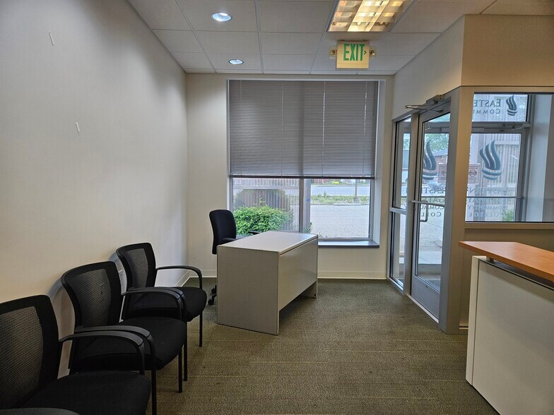 More Photos Of 4525 Sunset Blvd, Steubenville Storefront Retail Office For Lease