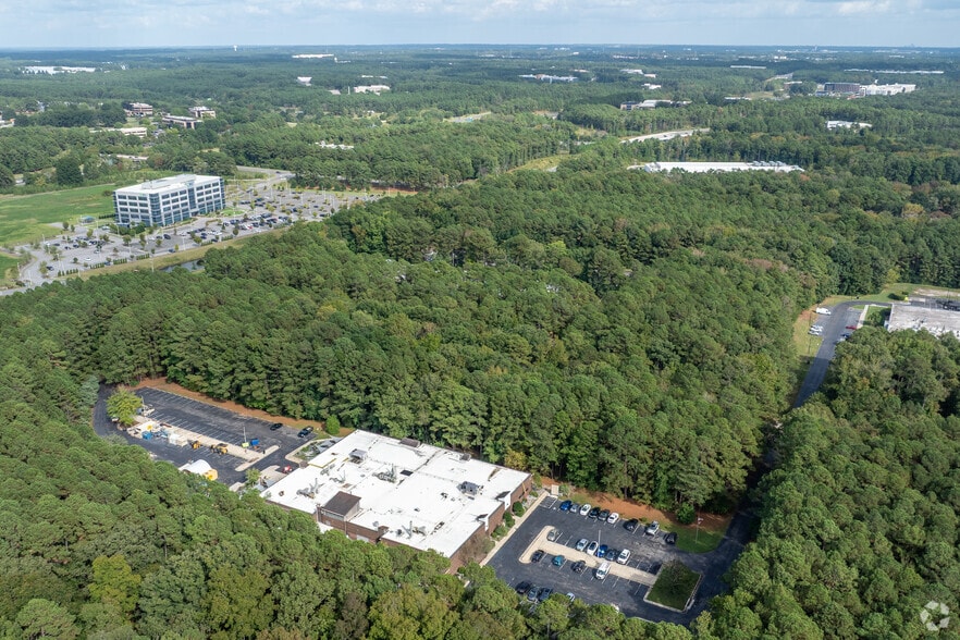 More Photos Of 2 Triangle Dr, Research Triangle Park Flex For Lease
