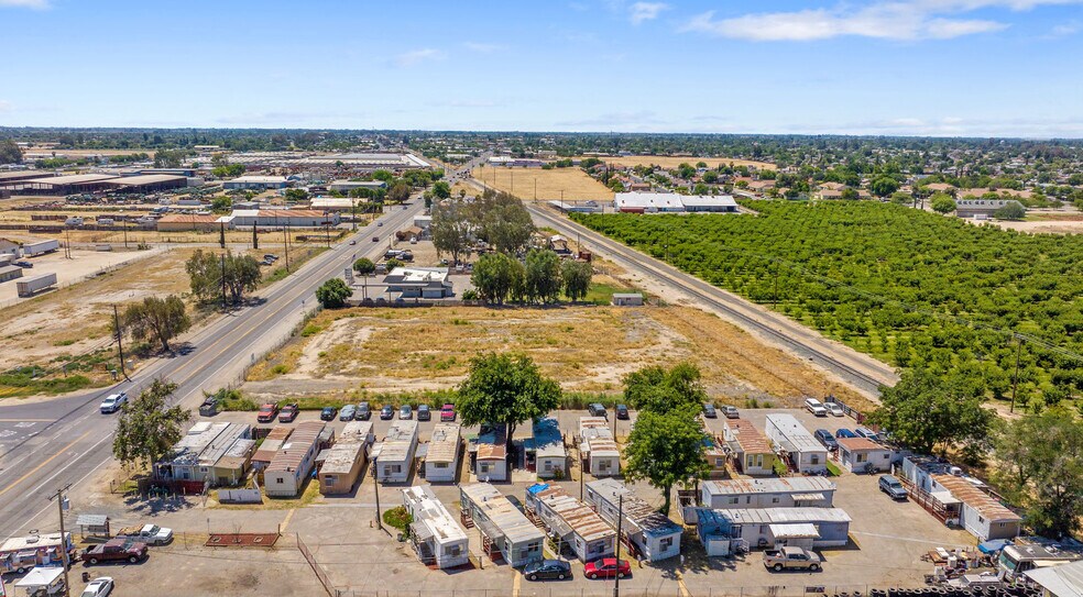 More Photos Of 9000 Lacey Blvd, Hanford Land For Sale