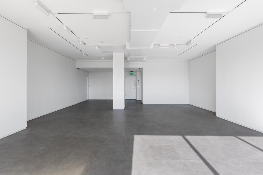 More Photos Of 4770 Biscayne Blvd, Miami Office For Sale