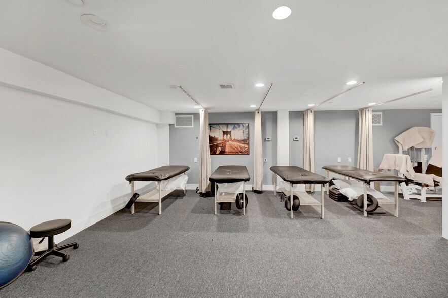 More Photos Of 517 W 134th St, New York Apartments For Lease