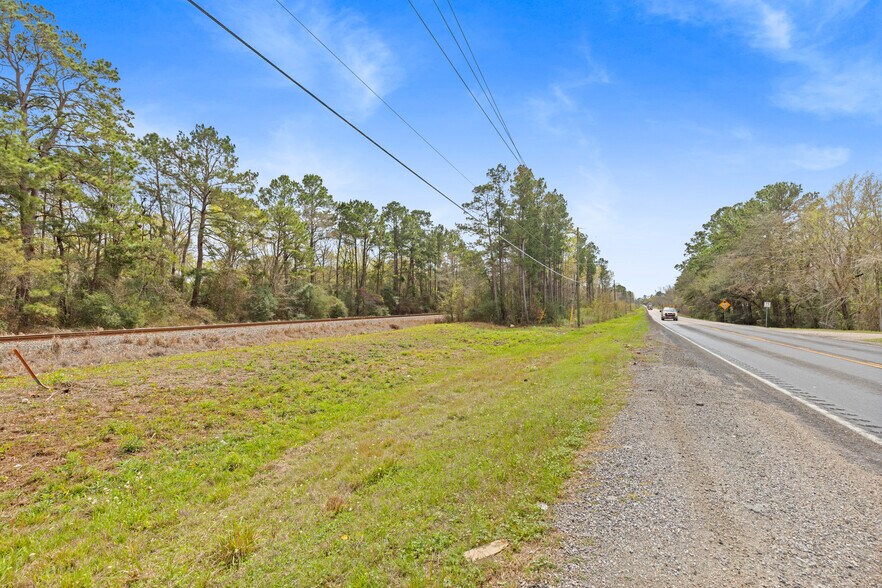 More Photos Of 9192 State Highway 75 S, New Waverly Land For Sale