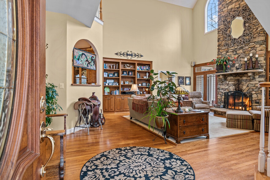 More Photos Of 734 Fincher Rd, Covington Flex For Sale