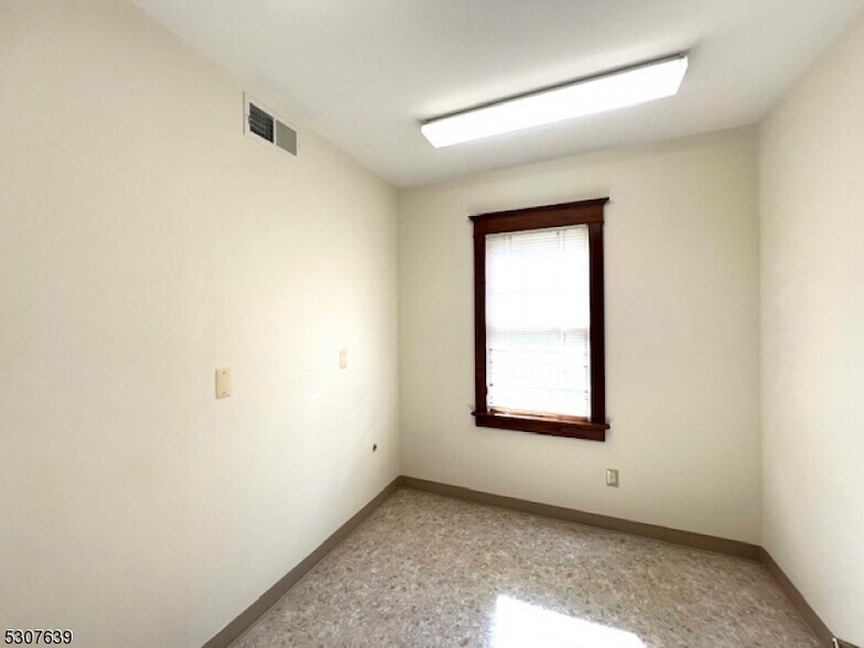 More Photos Of 165 State Rt 23, Franklin Healthcare For Sale