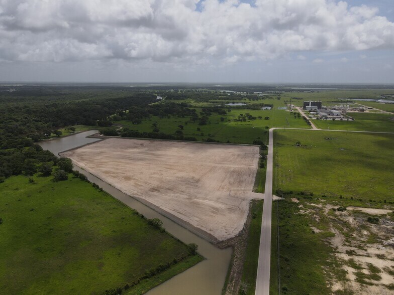 More Photos Of Hwy 227A & 434 Hwy, Freeport Land For Lease