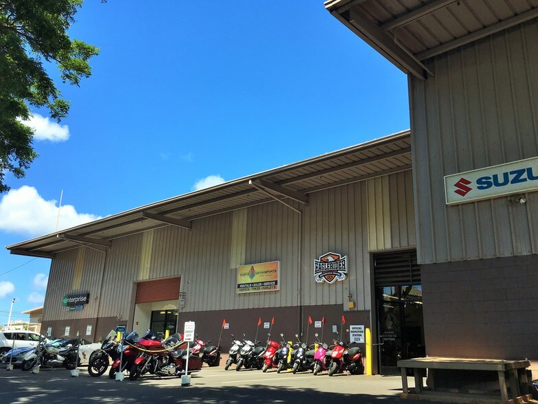 More Photos Of 30 Halawai Dr, Lahaina Warehouse For Lease