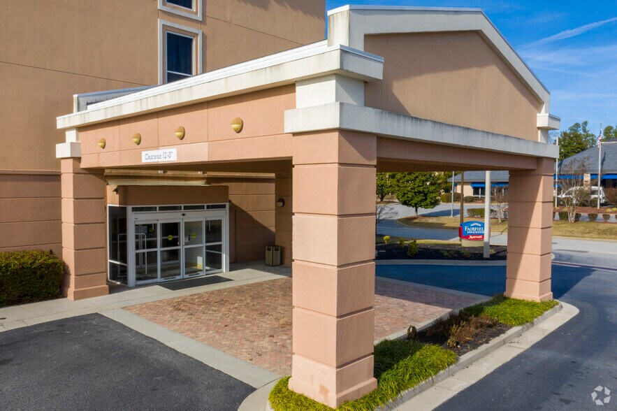 More Photos Of 2175 Gordon Hwy, Augusta Hotel For Sale