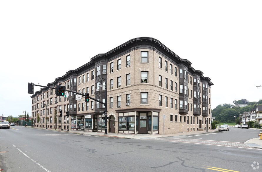 More Photos Of , Springfield Multifamily For Sale