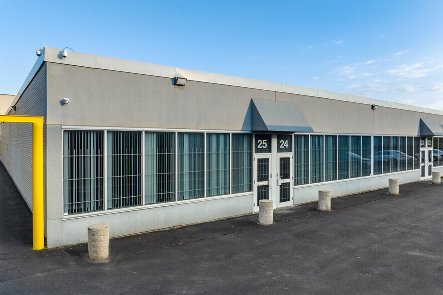 More Photos Of 1040 Martin Grove Rd, Toronto Service For Sale