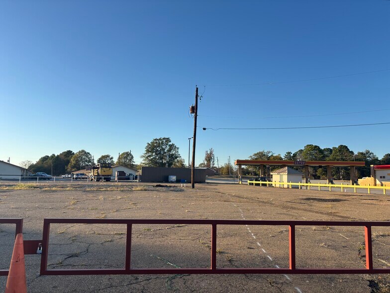 More Photos Of 303 HWY 59, Queen City Land For Sale