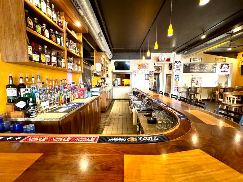 More Photos Of 201 E Custer St, Laramie Restaurant For Sale