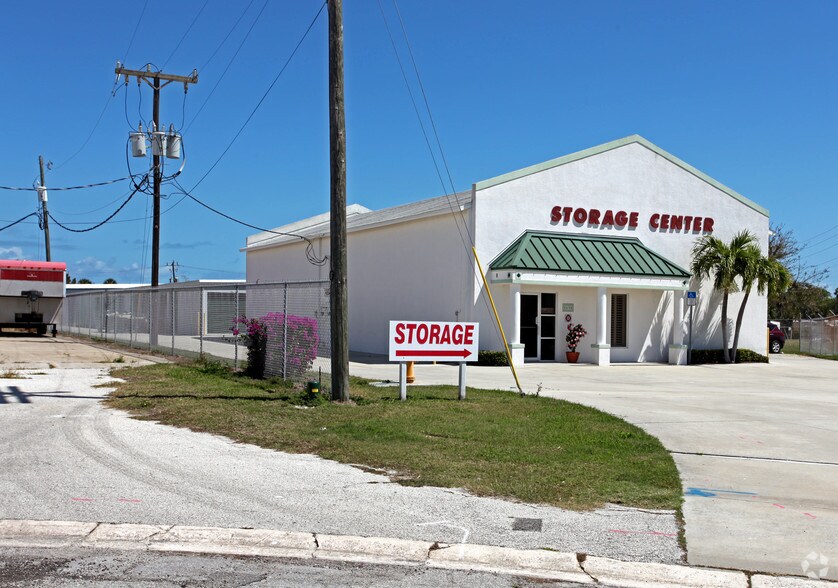 Primary Photo Of 8698 Commerce St, Cape Canaveral Self Storage For Lease