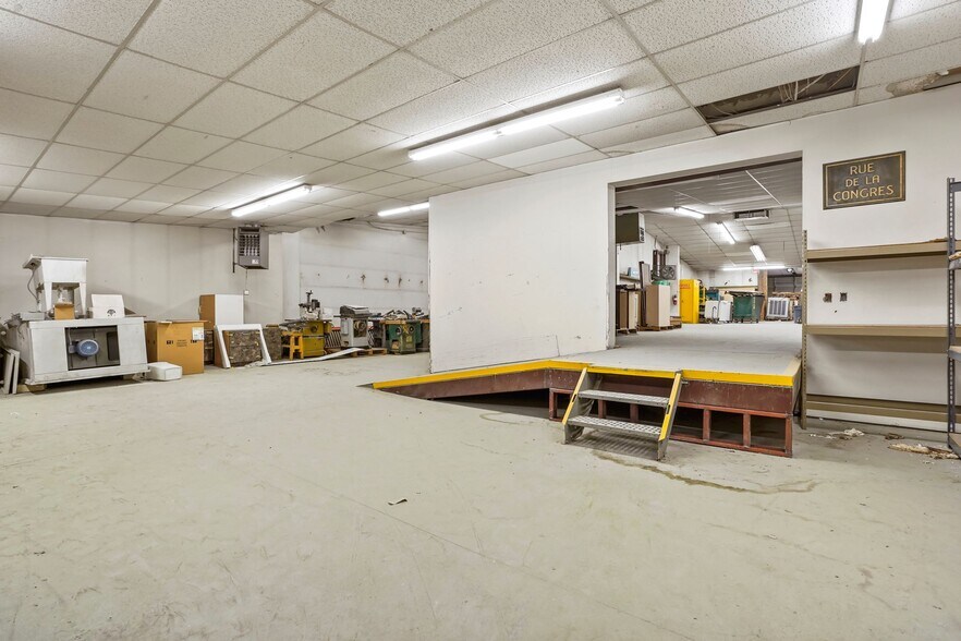 More Photos Of 3300 E 43rd Ave, Denver Manufacturing For Sale