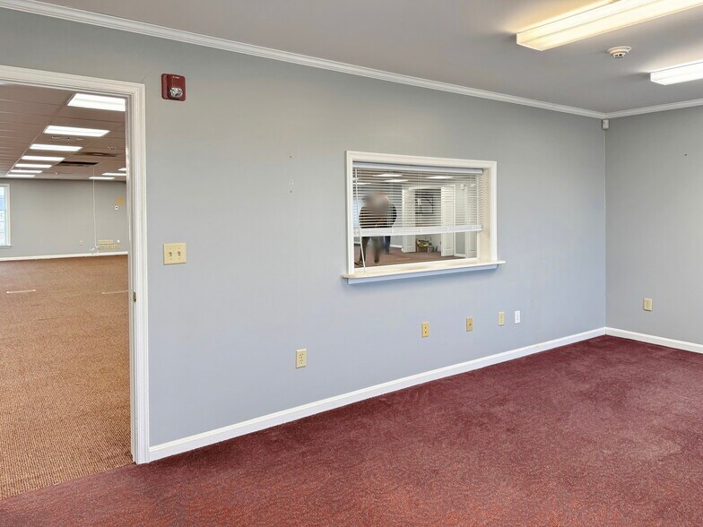More Photos Of 18119 N Sussex Hwy, Bridgeville Office For Sale