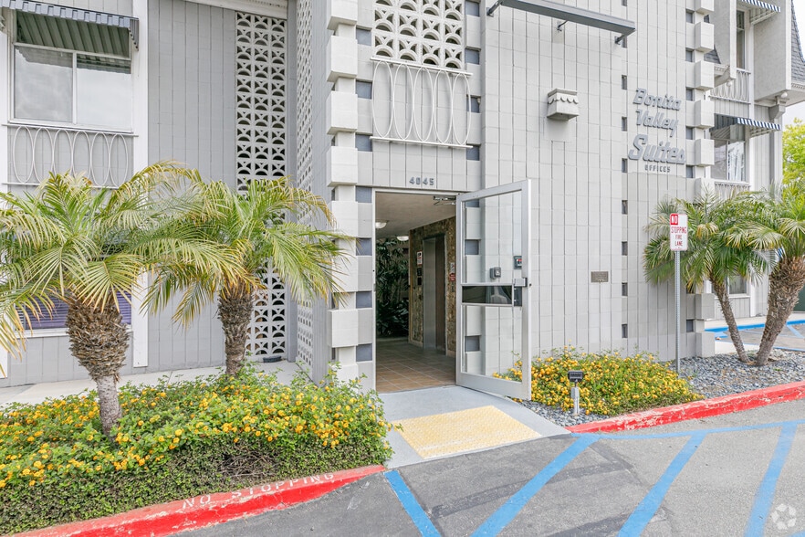 More Photos Of 4045 Bonita Rd, Bonita Office For Lease