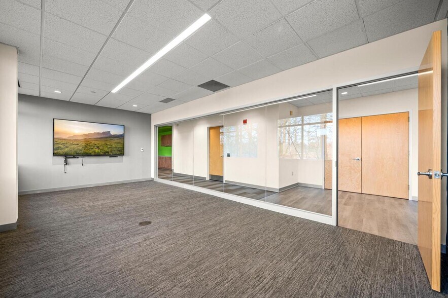 More Photos Of 690 Stockton Dr, Exton Office For Lease