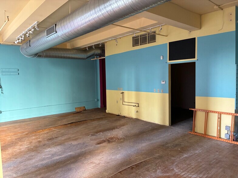 More Photos Of 210 N 9th St, Saint Louis Flex For Lease