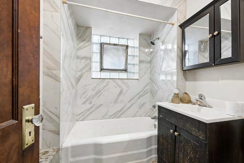 More Photos Of 5624 S King Dr, Chicago Apartments For Sale