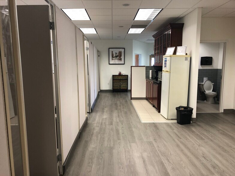 More Photos Of 1260 Bloomfield Ave, Fairfield Office For Lease