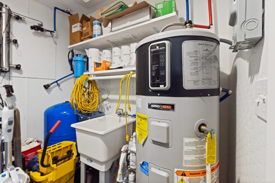 More Photos Of 205 W Main St, Liberty Restaurant For Sale