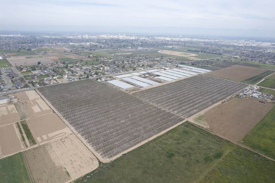 More Photos Of APN 328-050-37, Fresno Land For Sale