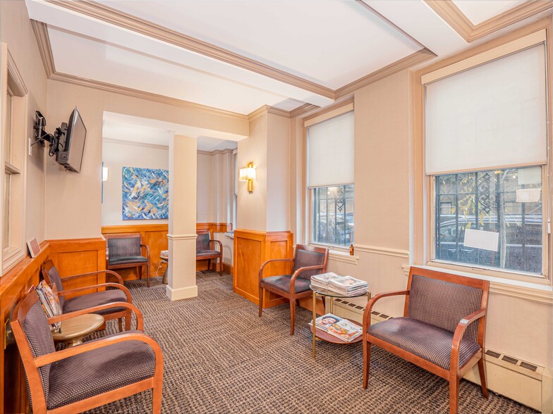 More Photos Of 21 E 90th St, New York Apartments For Sale