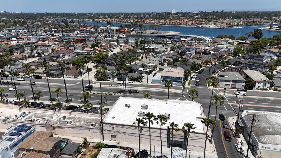 More Photos Of 5670 E 2nd St, Long Beach Bank For Lease