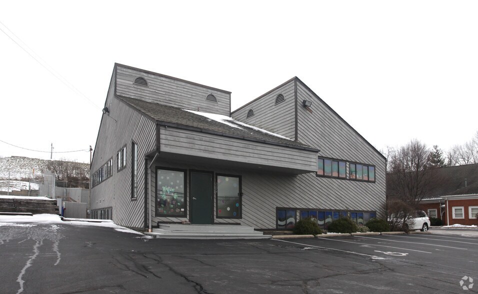 Primary Photo Of 3274 Westbourne Dr, Cincinnati Daycare Center For Sale