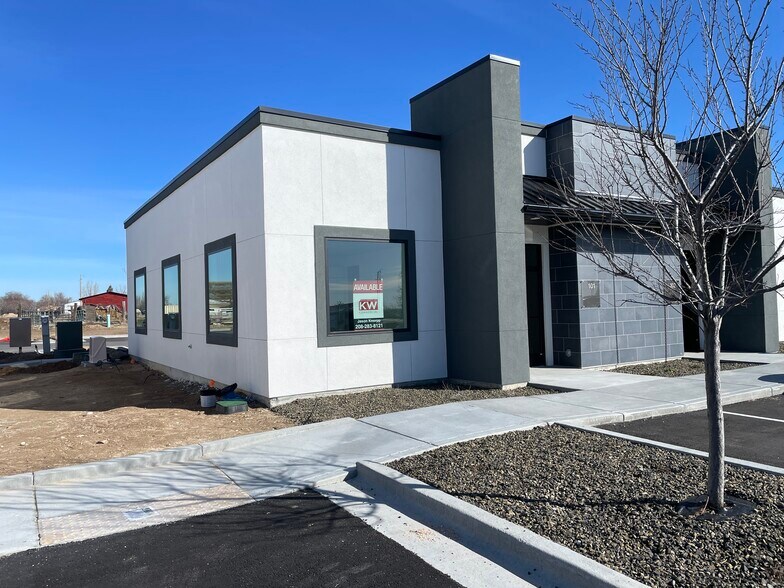 More Photos Of 3782 E Amity Ave, Nampa Office For Lease