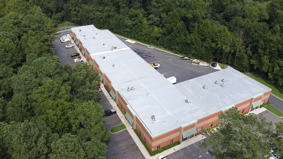 More Photos Of 2010-2048 Exploration Way, Hampton Light Distribution For Lease