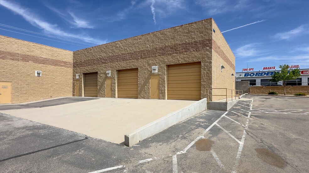 More Photos Of 801 Pendale Rd, El Paso Distribution For Sale