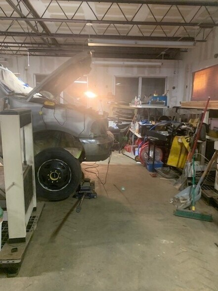 More Photos Of 8627 Watson Rd, Saint Louis Freestanding For Sale