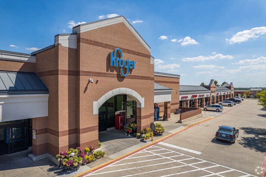 More Photos Of 6850 N Shiloh Rd, Garland Unknown For Lease