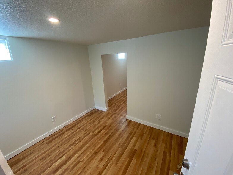 More Photos Of 8705 E 63rd Trafficway, Kansas City Apartments For Sale