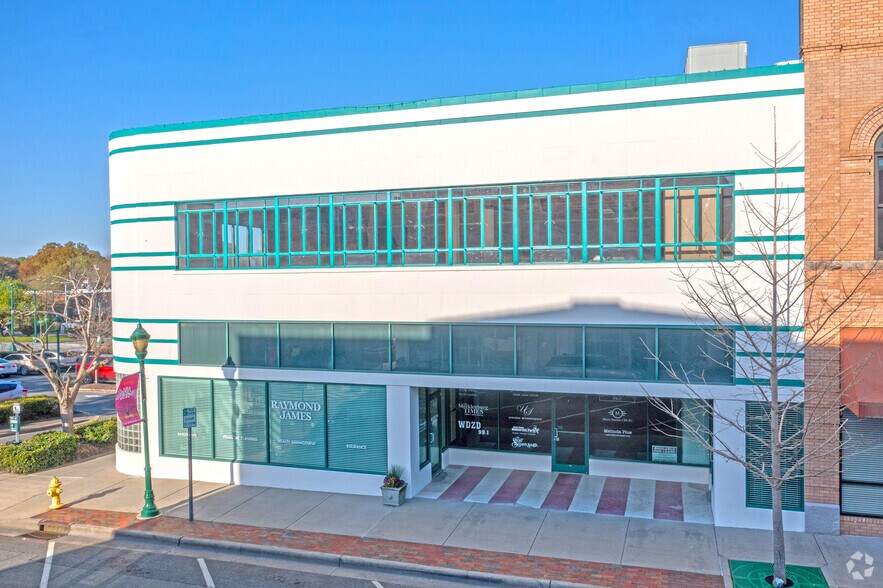 More Photos Of 201 N Main St, Monroe General Retail For Lease