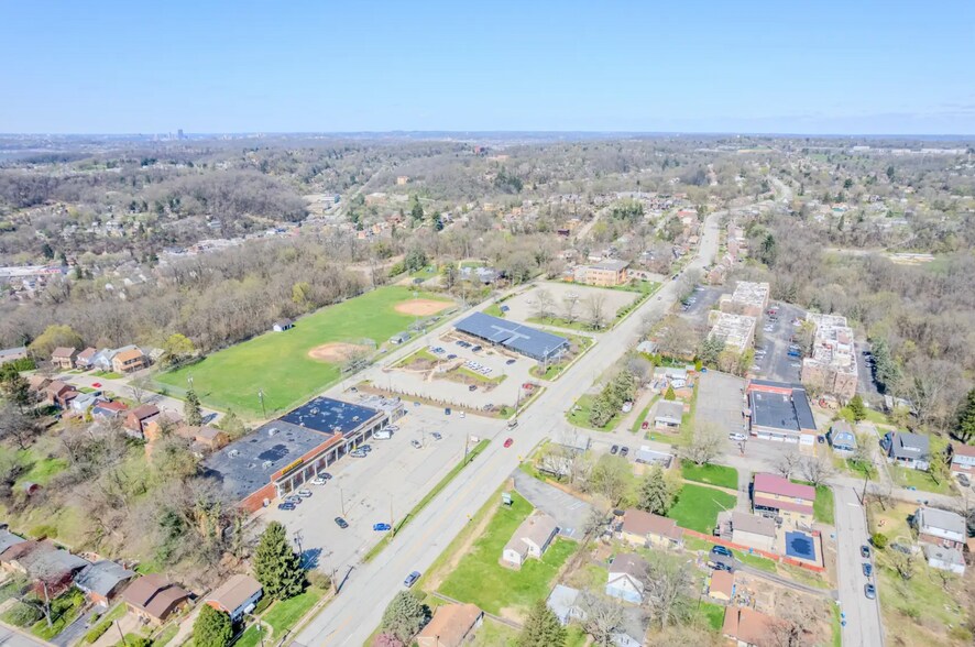 More Photos Of 990 Greensburg Pike, East Pittsburgh Office For Lease