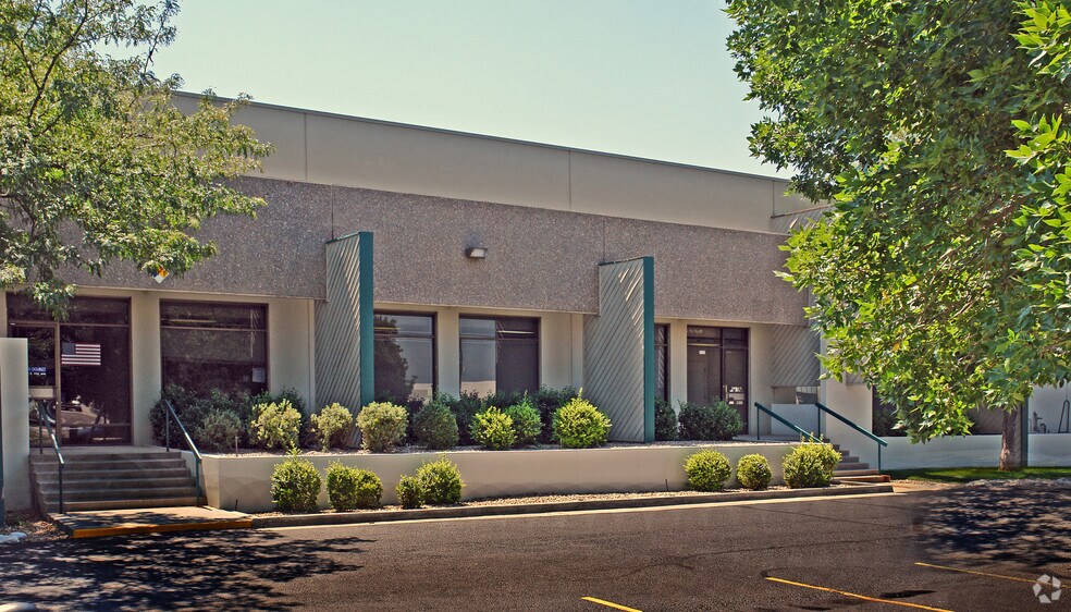 More Photos Of 11400 E 51st Ave, Denver Warehouse For Lease