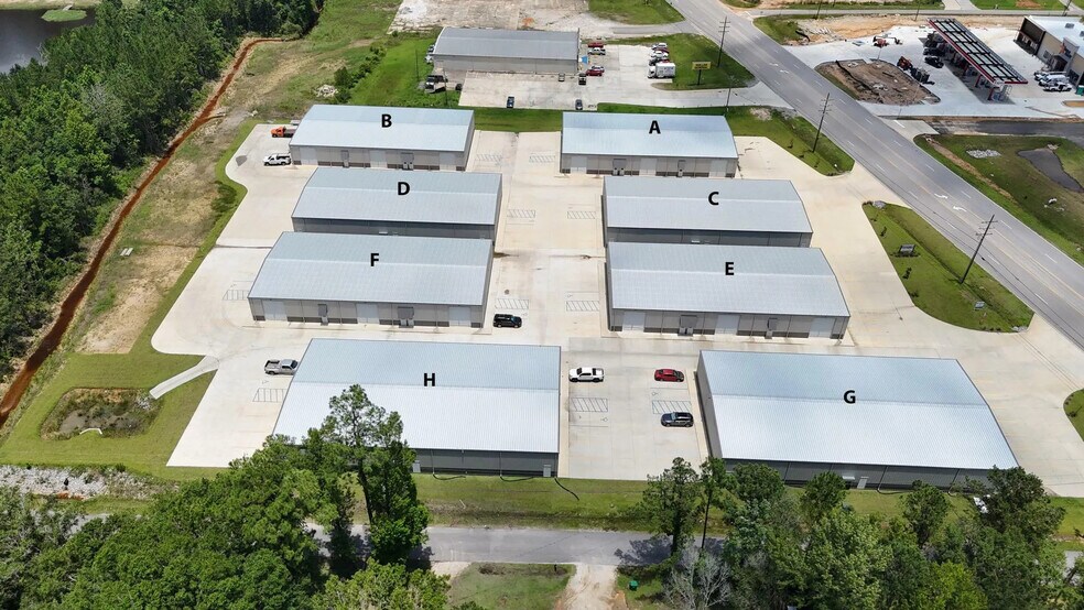 More Photos Of 8655 Tucker Rd, Ocean Springs Warehouse For Lease