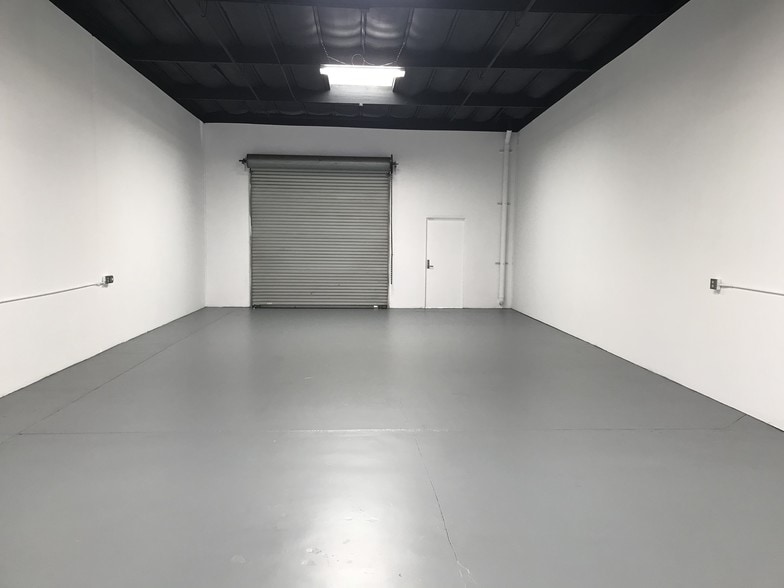 More Photos Of 1422 S Allec St, Anaheim Light Manufacturing For Lease