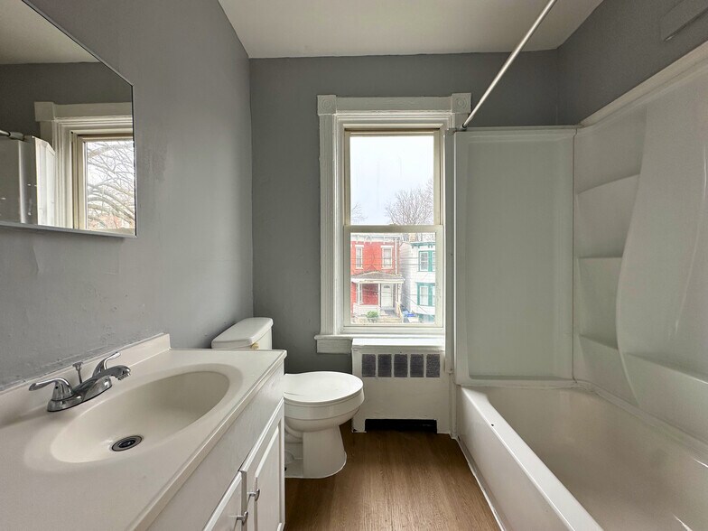 More Photos Of 72 1/2 Henry Ave, Newburgh Apartments For Sale