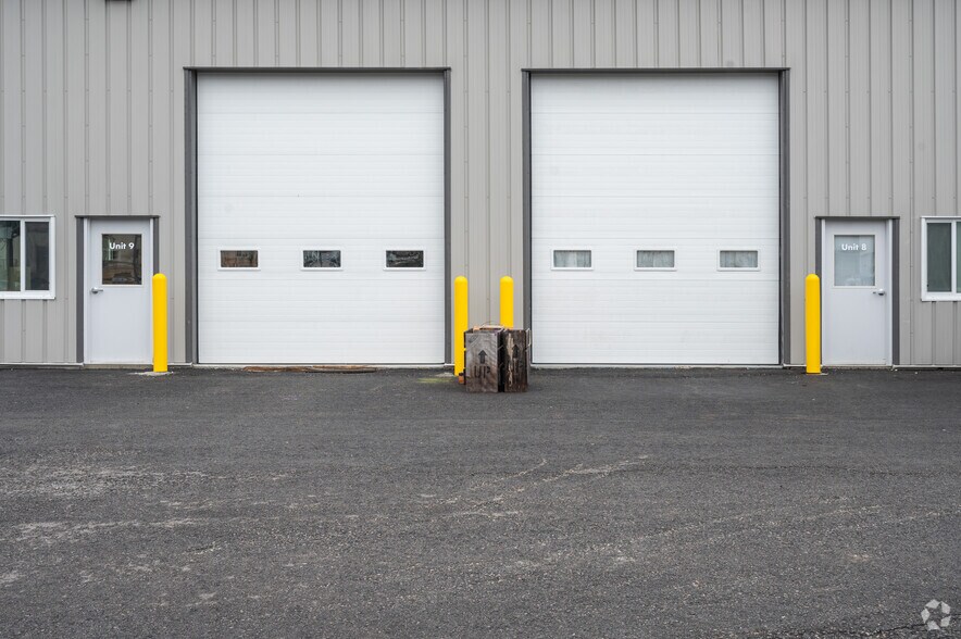 More Photos Of 342-348 Circuit St, Hanover Manufacturing For Lease