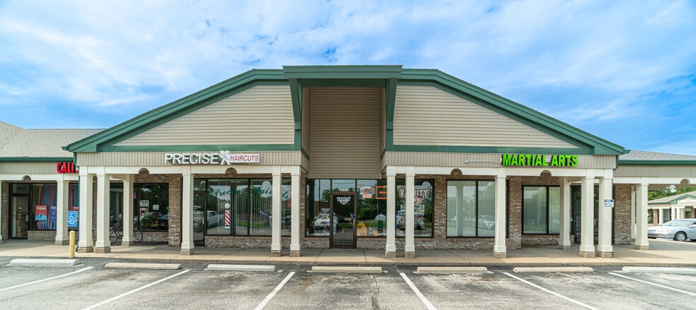 More Photos Of 3801-3837 Vaile Ave, Florissant General Retail For Lease