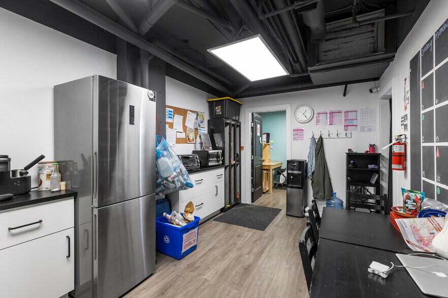 More Photos Of St Thomas St, St. Albert Apartments For Sale