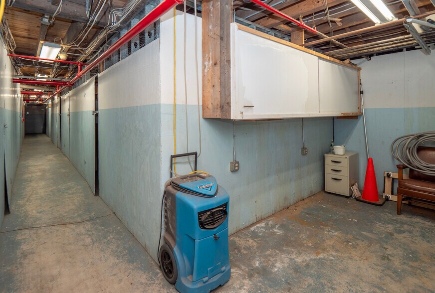 More Photos Of 28 Pelham St, Newport Office For Sale