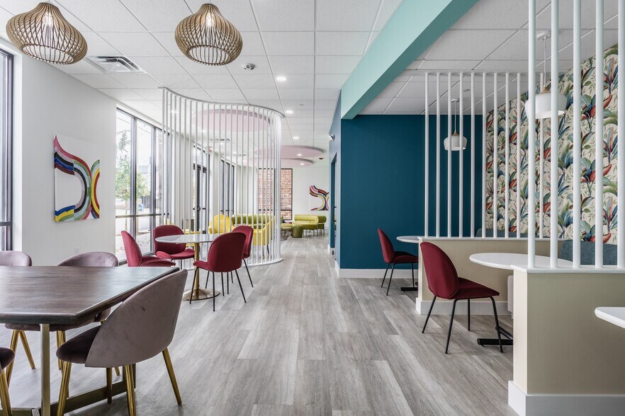 More Photos Of 5829 Madison Rd, Cincinnati Apartments For Lease