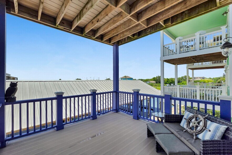 More Photos Of 2207 Nelson Avenue, Port Bolivar Healthcare For Sale